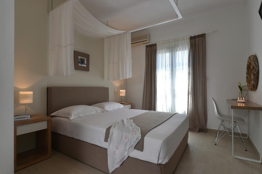 Hotel Aella 3*
