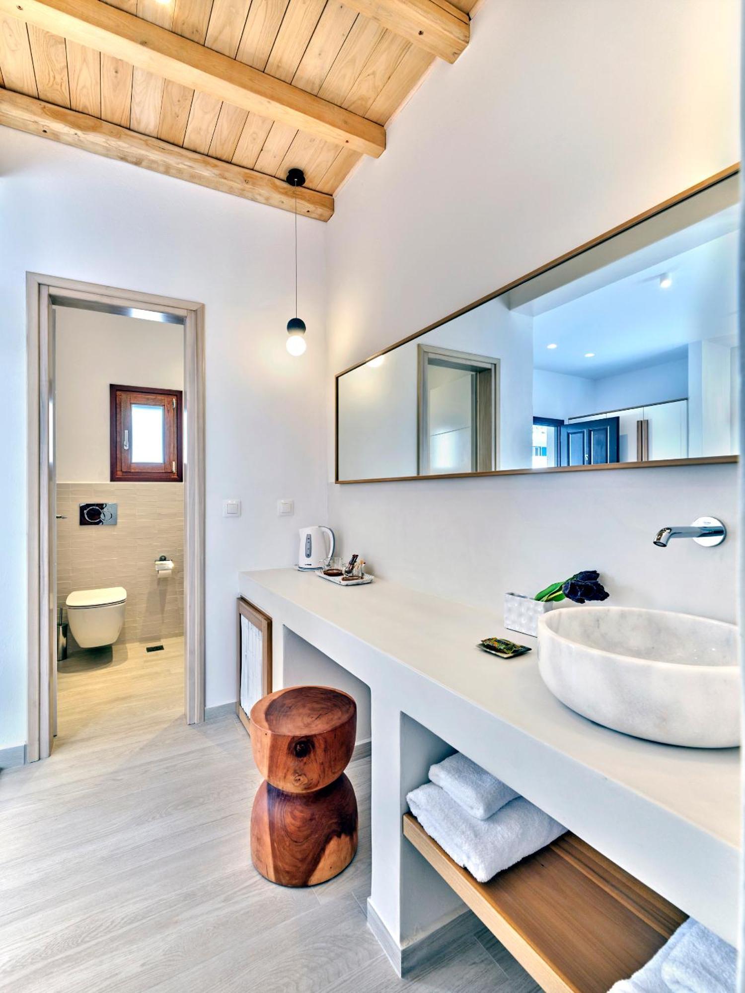 Aella Hotel Naousa (Paros)